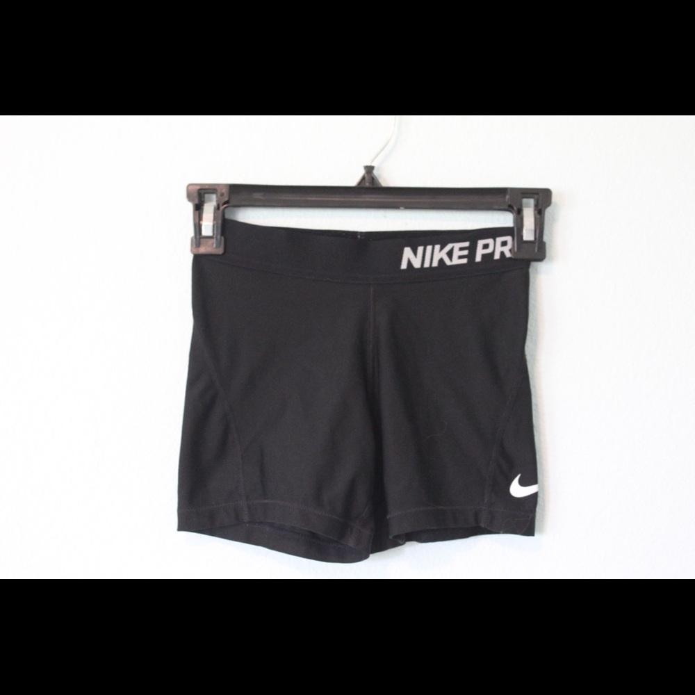 Women’s Nike pros